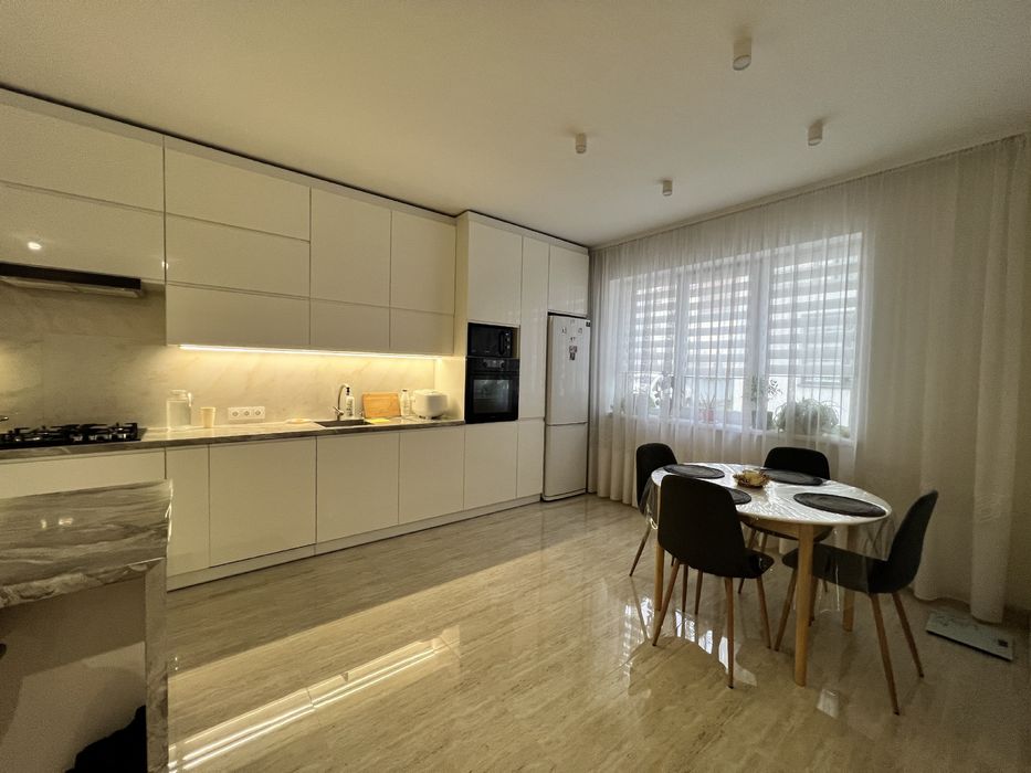 Продаж нового  котеджу з ремонтом Зимна вода!