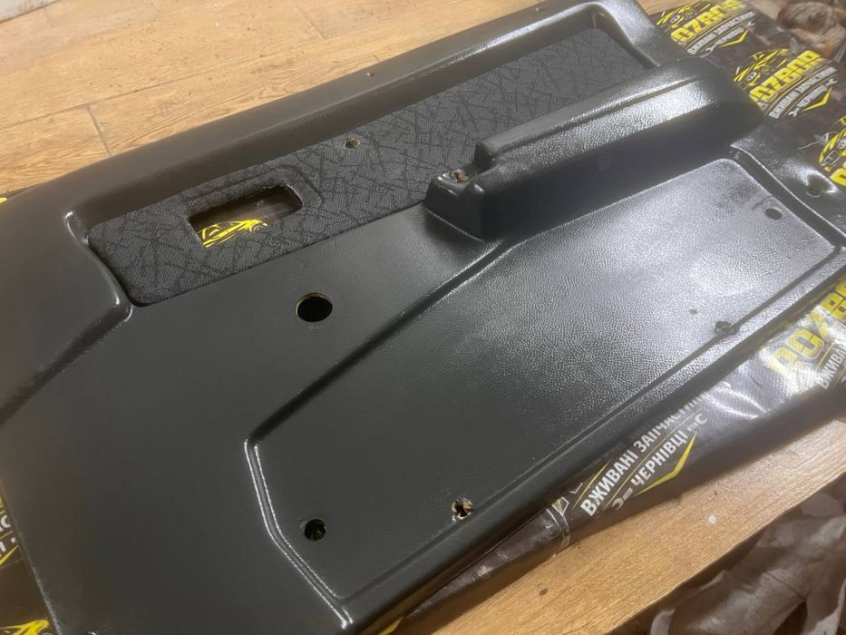 Дверні карти обшивки дверей Ваз 2109 21099 комплект всі 4