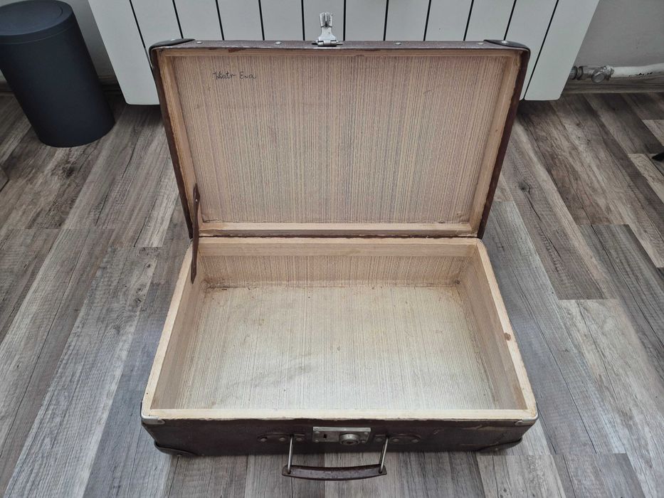 stara retro vintage walizka PRL 45x28x14