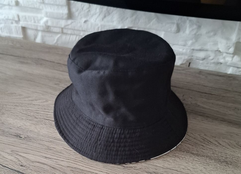 Dwustronny bucket-hat kapelusz rybacki