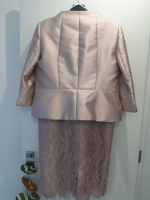 Conjunto Vestido e casaco cerimónia Carla Ruiz Limpo e Impecável