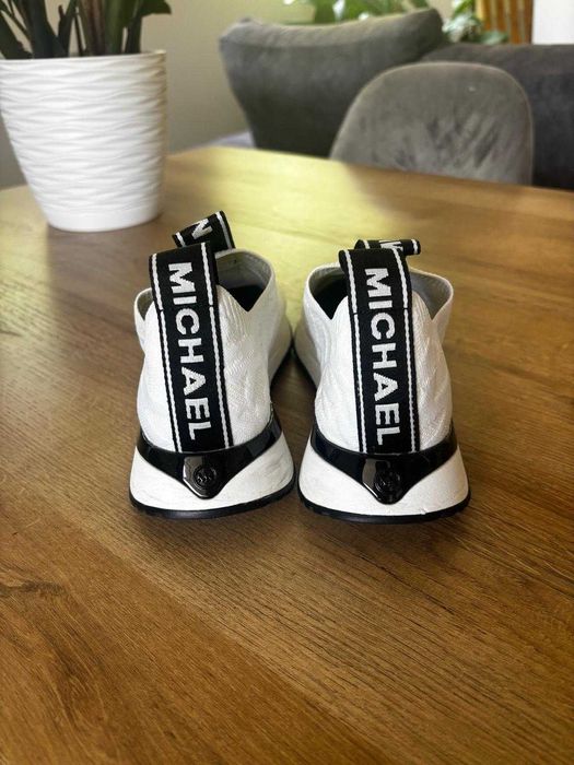 Buty sportowe damskie