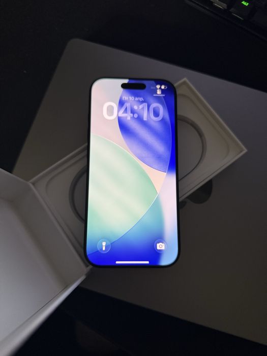 Iphone 16 pro 128gb black titanium