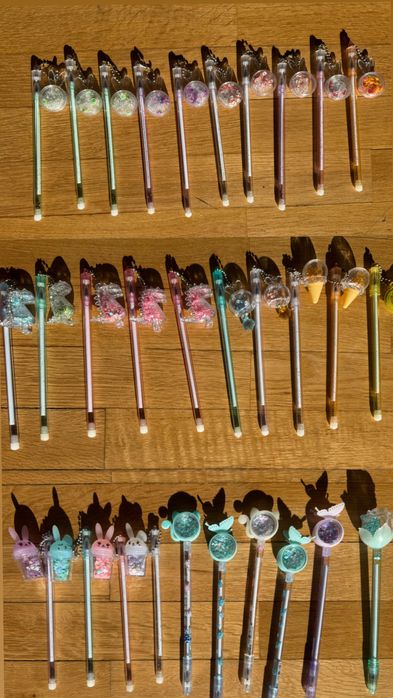 Pack de canetas divertidas (+ recargas)