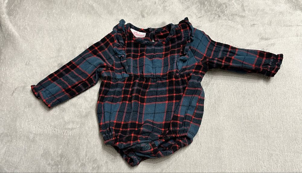 Body w kratkę na długi rękaw