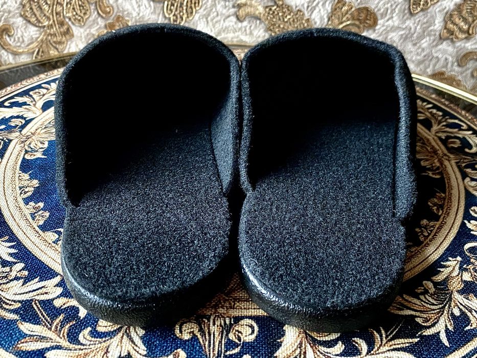 Мужские шерстяные домашние тапочки с вышивкой