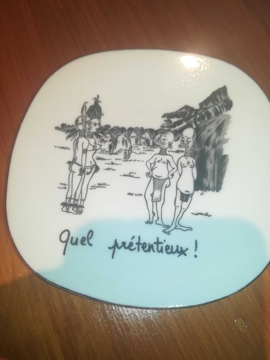 Decorative Small Plate447415090855301120