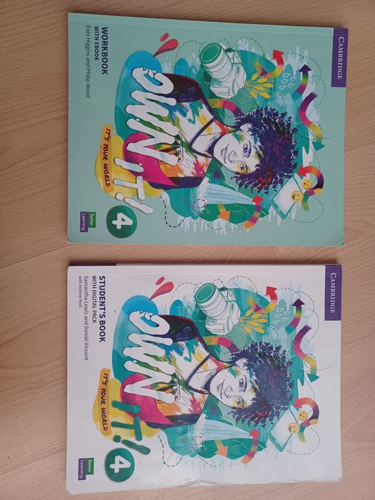 Conjunto - Livros Own it! Level 4 - Cambridge