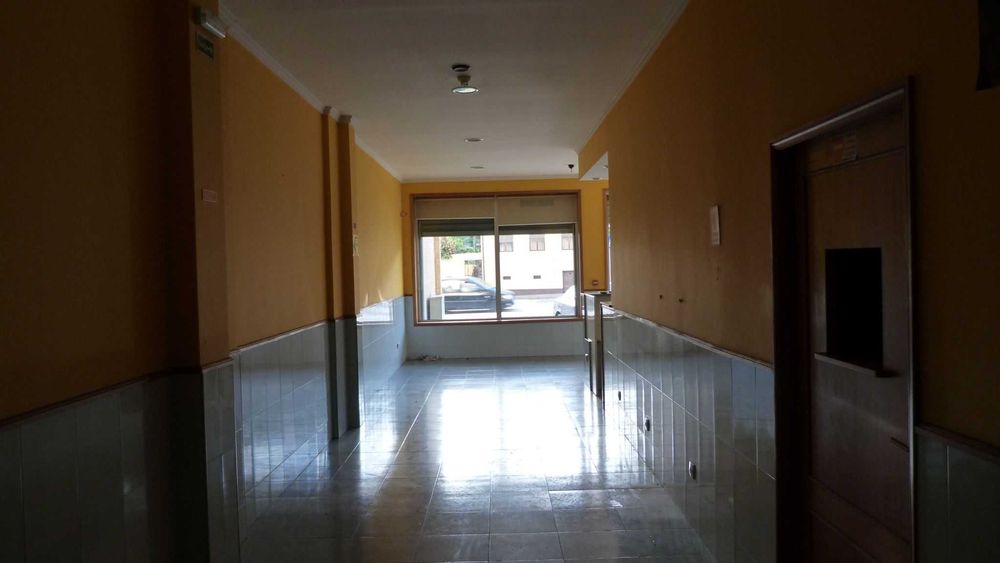 Loja para hotelaria e similares - Castelo da Maia (EN14)