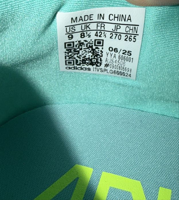 Оригінал 100% Adidas  Adizero EVO SL  JS4506. /26,5см/ 27,5см/