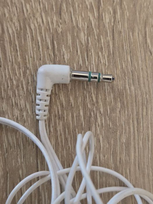 Słuchawki Samsung białe przewodowe, douszne, złącze miniJack