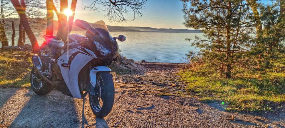 Honda cbr 1000rr sc59