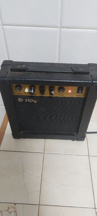Amplificador Guitarra