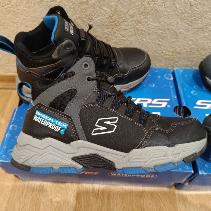 Ботинки для хлопчиків Sketchers 35 р-р
