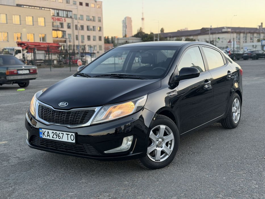 Kia Rio Automat.