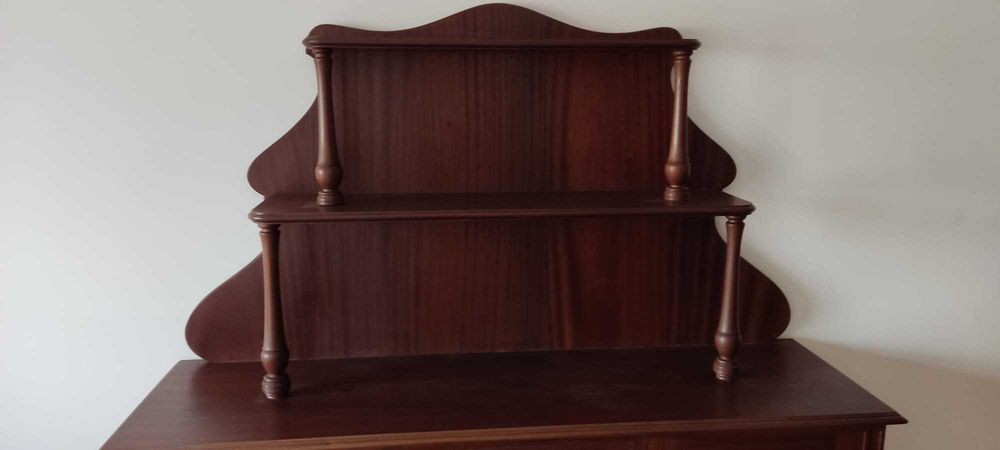 Móvel Louçeiro em madeira