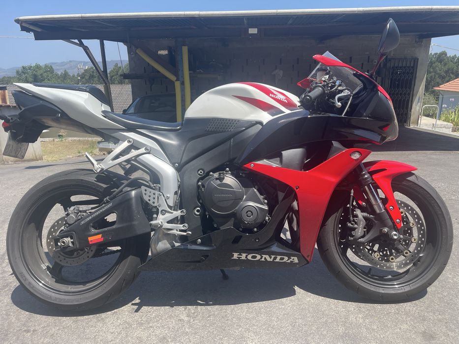 Honda cbr 600 rr