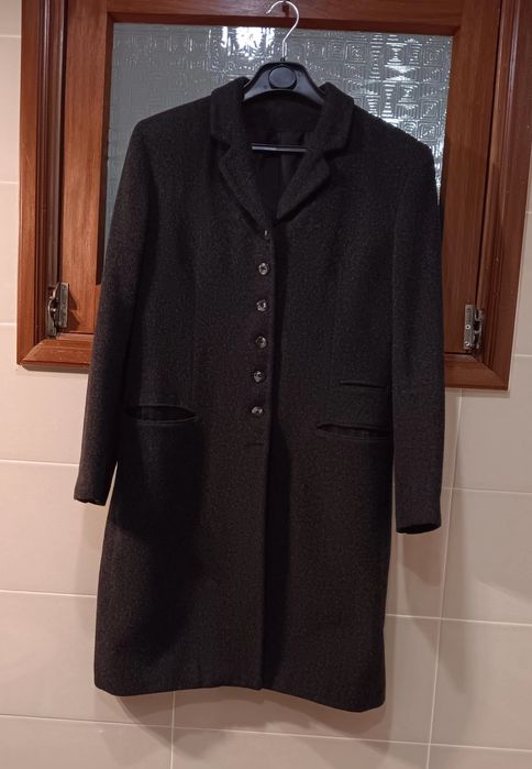 Sobretudo de senhora. Tamanho 40