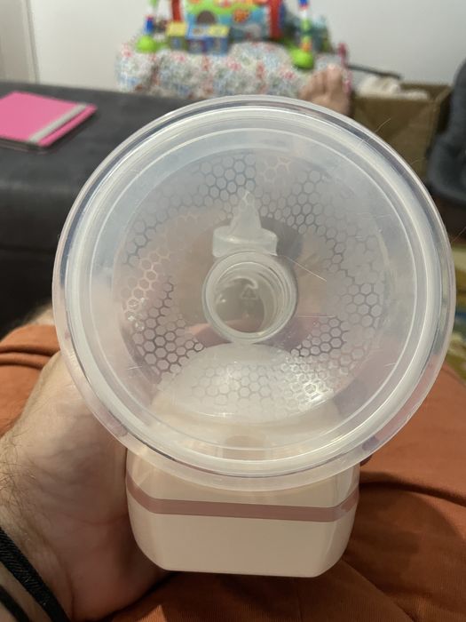 Bomba tirar leite eletrica usada 1 vez e motivo de venda, nao adaptar