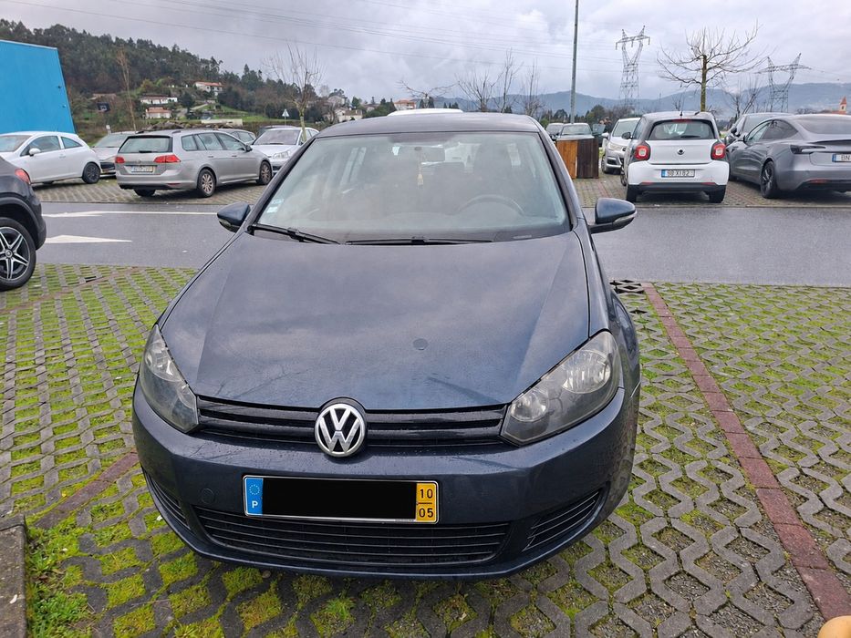 Volkswagen Golf 1.6 TDI 105cv – 7.000€