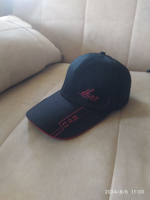 Продам бейсболку