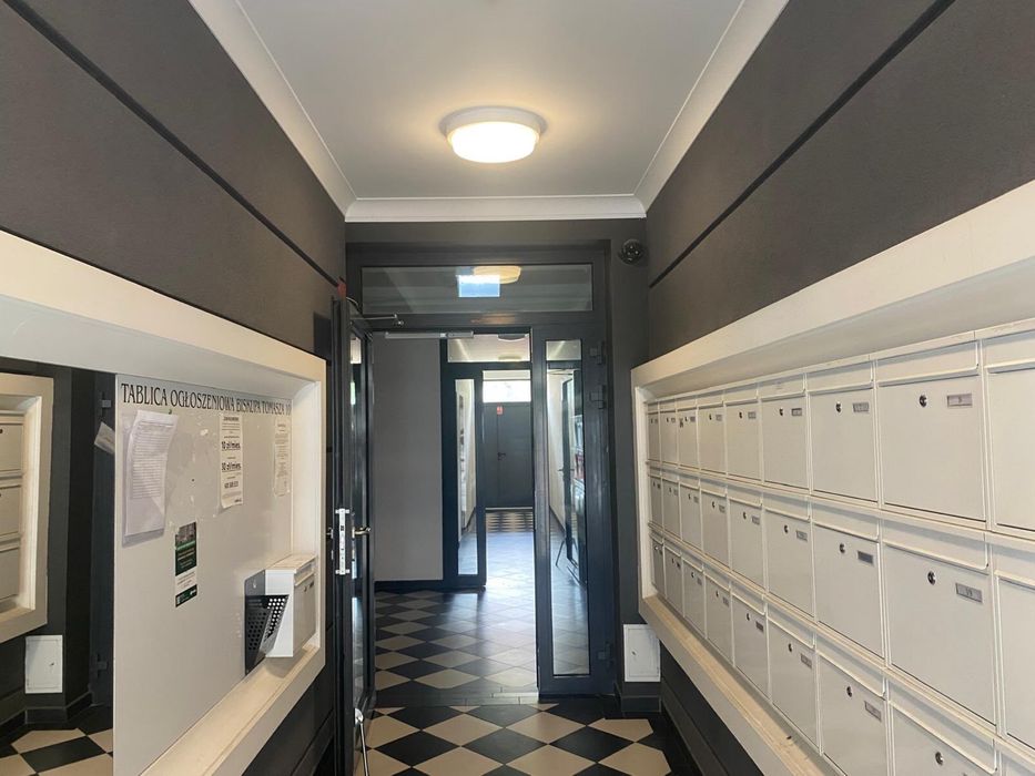 Sprzedam WYGODNE Nadodrze 38 m , parter.