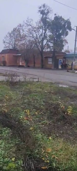Шпитькі , двух фасадна ділянка
