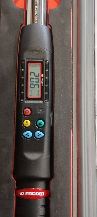 Klucz dynamometryczny elektroniczny  FACOM E.306-135D