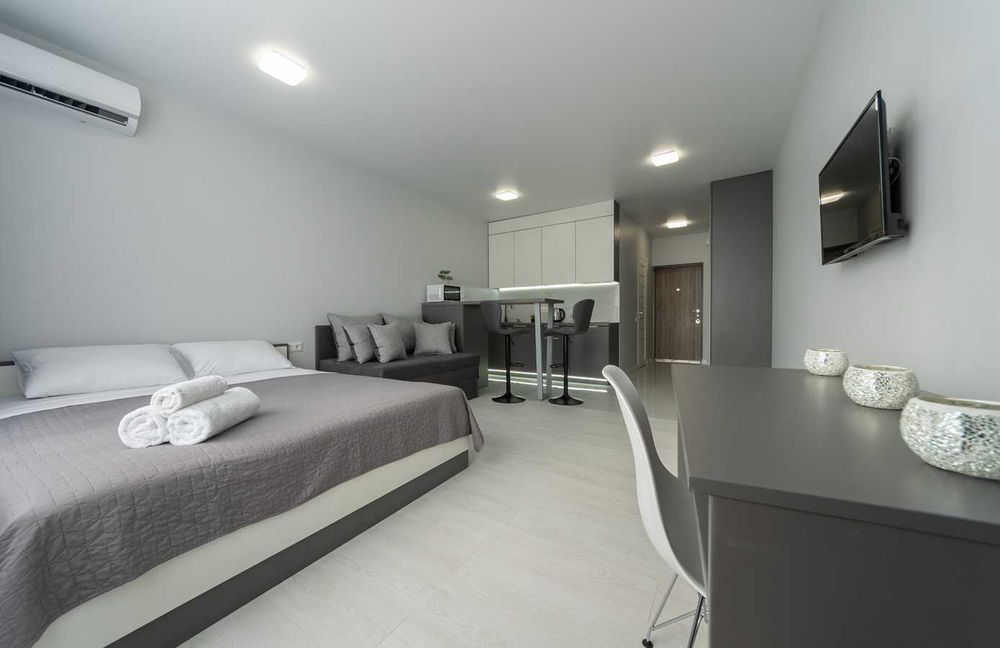 Оренда студії біля метро, Бажана 17Б. Є укриття і Генератор.