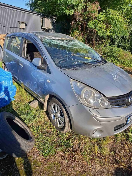 Продам nissan note
