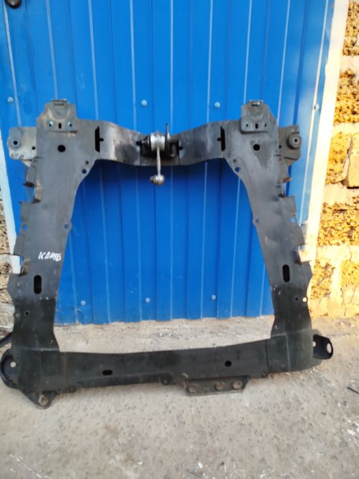 Продам подрамник Рено Кенго 1