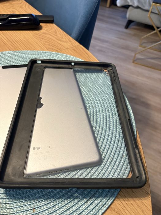 Ipad 5 gen cellular 32 GB