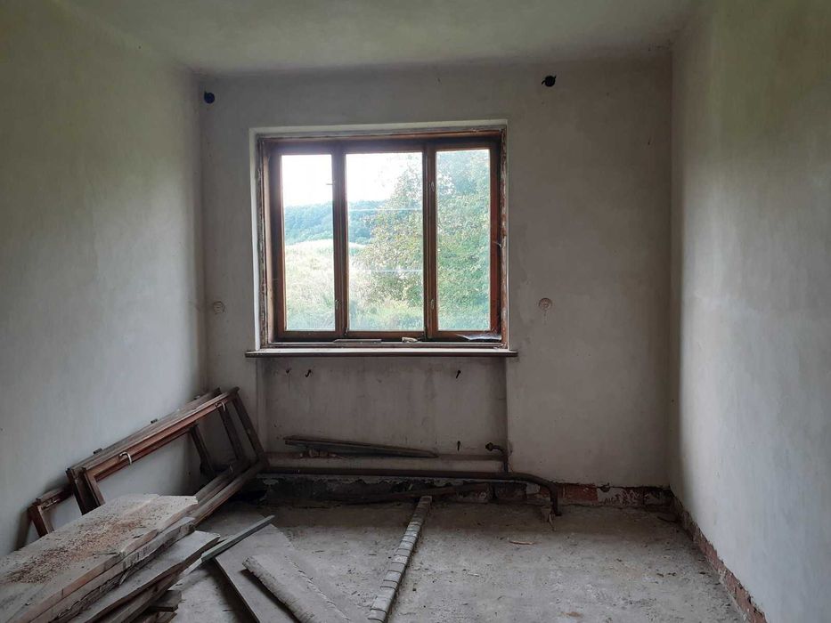 Продається будинок в с.Вовчатичі. Торг.