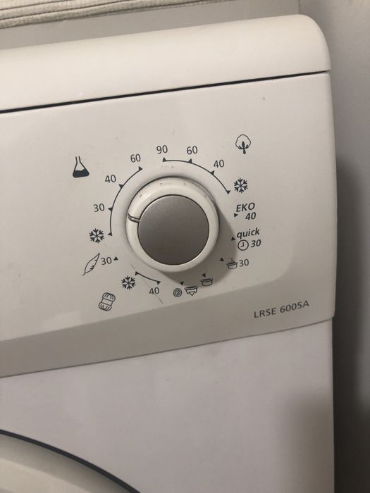 Maquina de lavar roupa