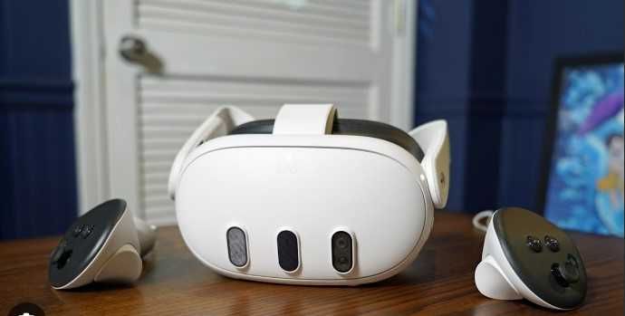 Meta Quest 3 512 GB + BOBOVR E3 Pro + AMVR face pad