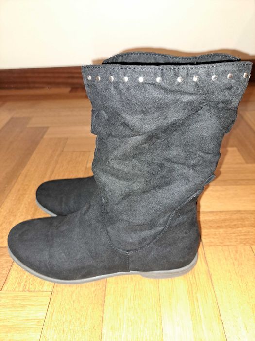 Botas pretas menina 34
