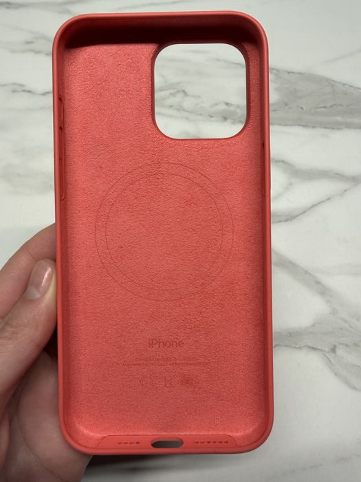 Оригінальний чохол на iphone 15 pro max