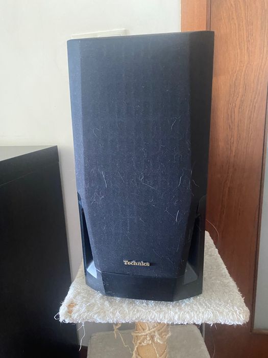 Coluna technics como nova