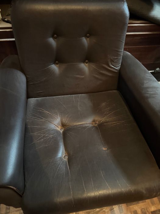 Conjunto de Sofás em Napa (3 Lugares + 2 Cadeirões)