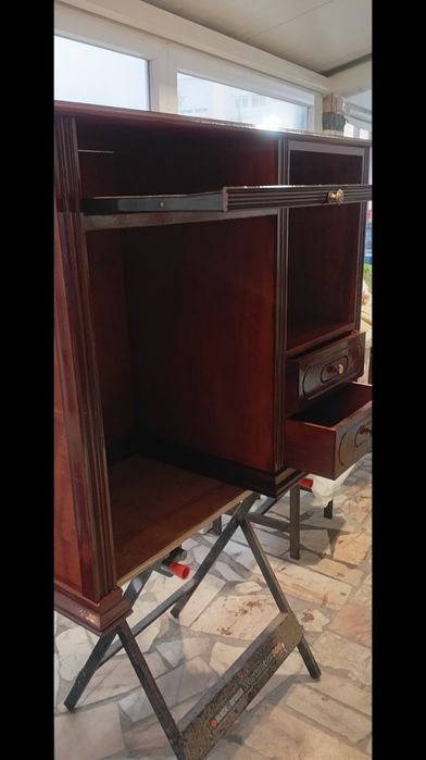 secretária de madeira restaurada