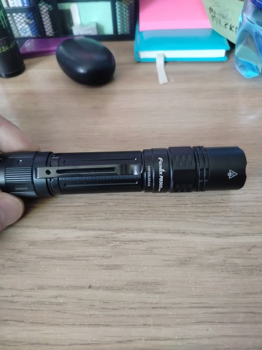 Latarka Fenix PD36 r Pro