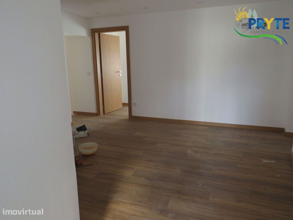 Apartamento T2 situado na Vila de Sertã