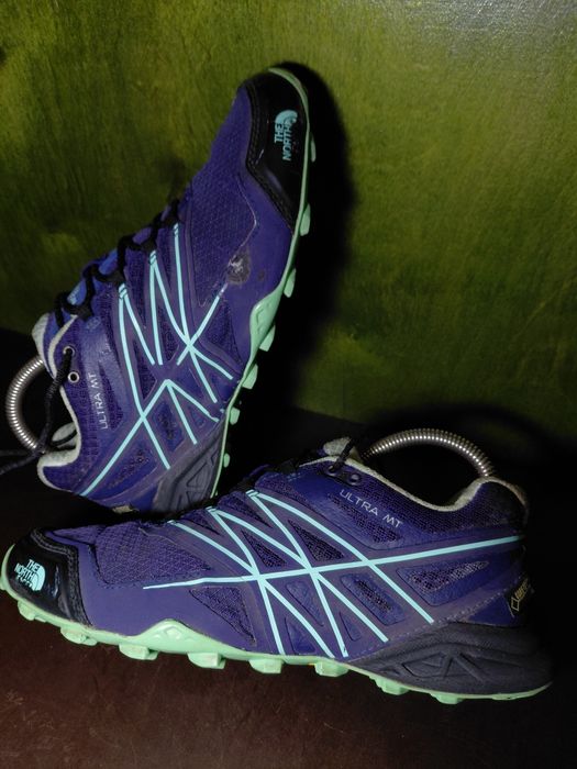 Кросівки The North Face GORE TEX р 38