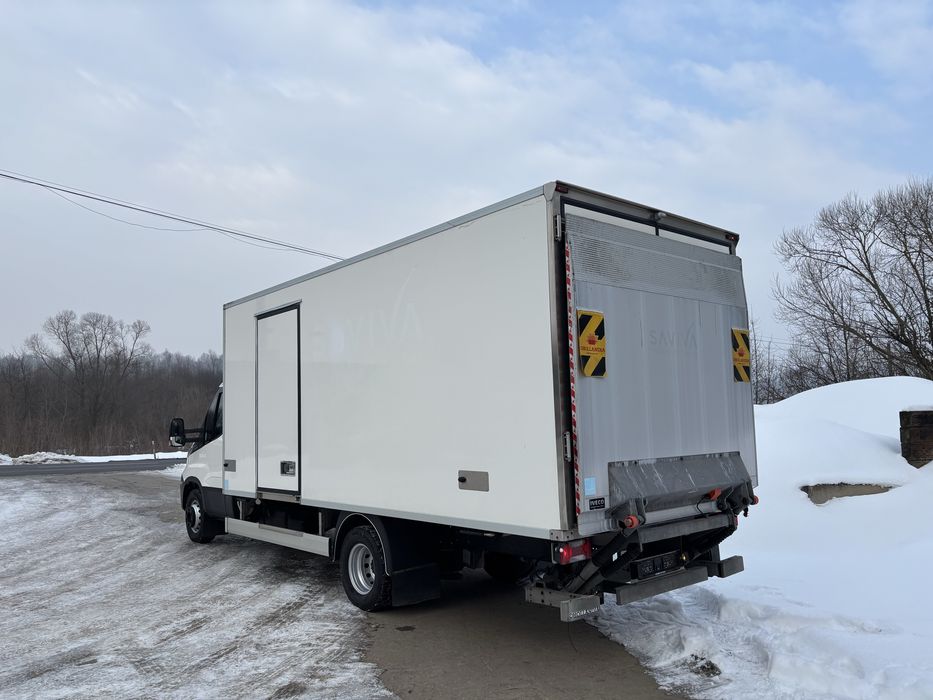 Iveco daily 70C18 chłodnia izoterma winda
