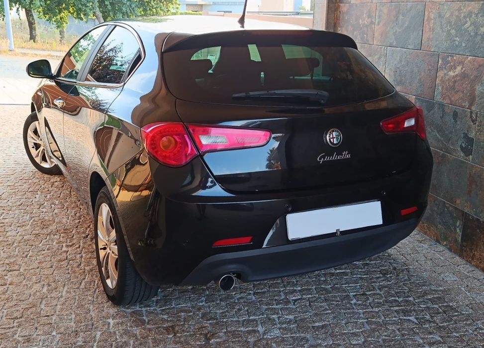 Alfa Romeo Giulietta 1.6 JTDm | Económico, Fiável e Pronto a Andar | €4.500 Neg.