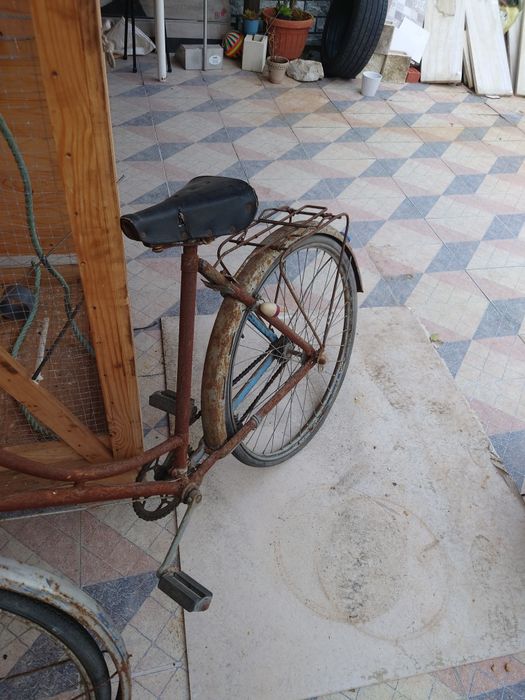 Bicicleta Pasteleira para restaurar
