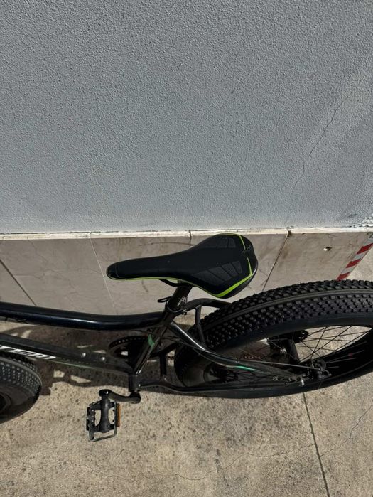Bicicleta (Fat Bike) 26" 4.0