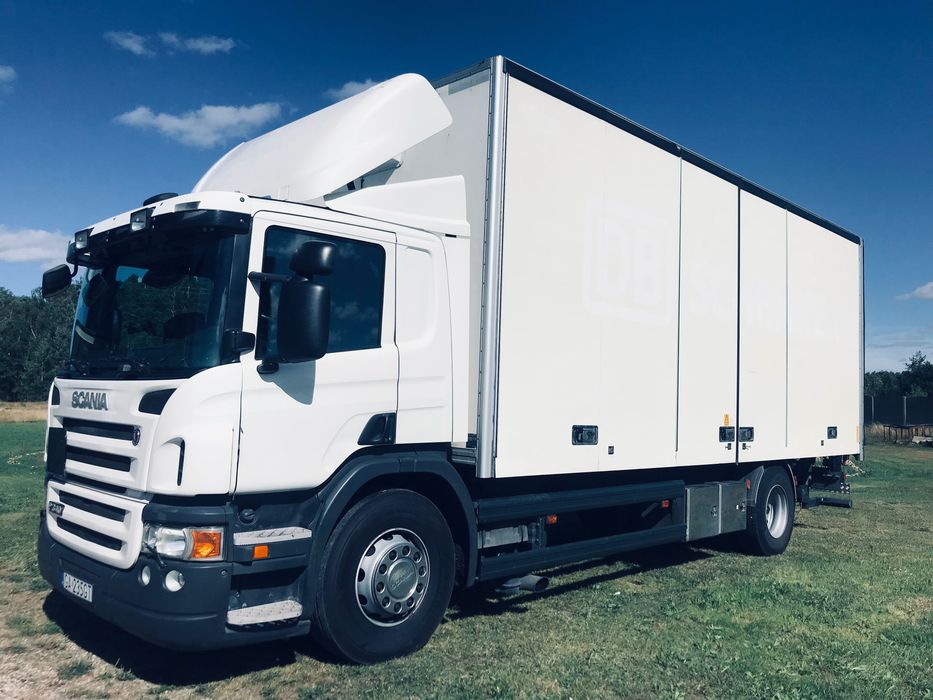 Usługi /Transport /ADR / Ciężarówka  z windą 18 paletowy/Przeprowadzki