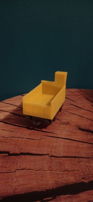 Mattel Thomas & Friends Tomek i Przyjaciele Troublesome Truck - żółty wagon towarowy 2017 r.