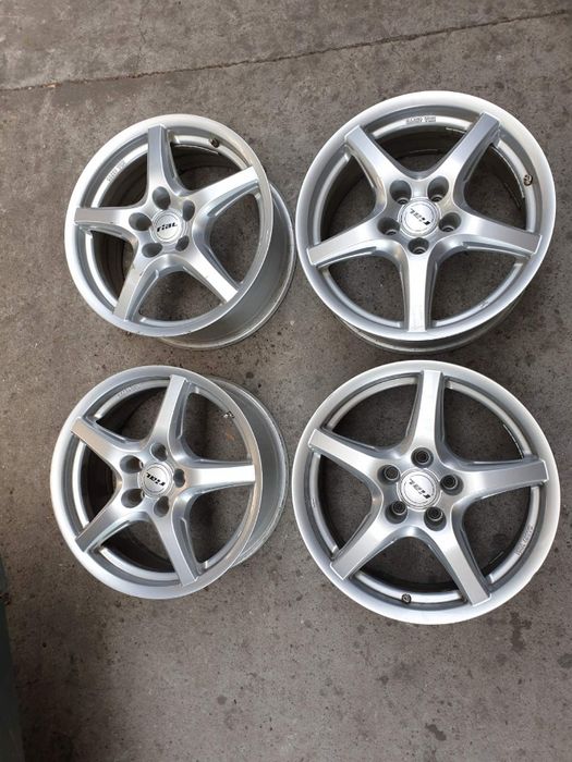 Felgi 17cali Et28 Audi A4 B8 A5 A6 Q5 Volkswagen